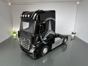 Mercedes Benz Actros Truck 1:24 Scale Diecast Collectible Model