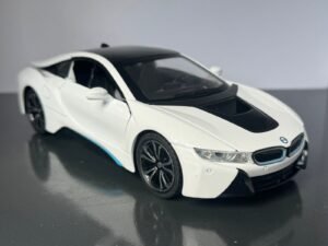 Alternative view of BMW i8 1:24 Scale Diecast Collectible Model